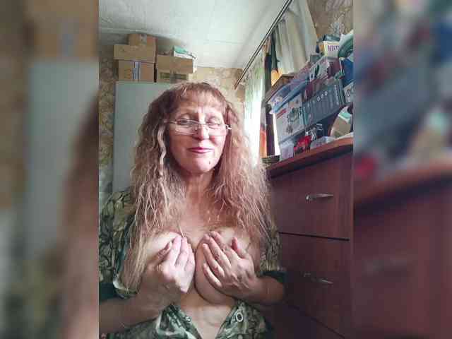 Sonya48 webcam