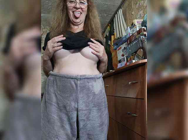 Sonya48 webcam