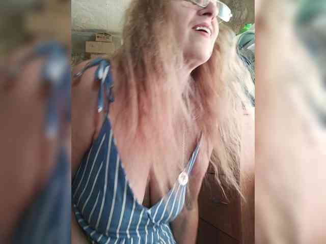 Sonya48 webcam