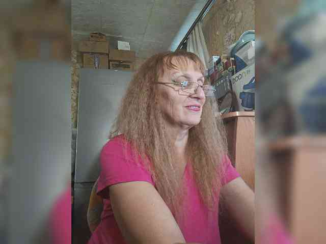 Sonya48 webcam