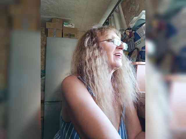 Sonya48 webcam
