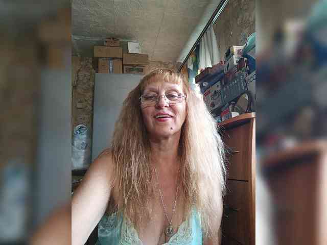 Sonya48 webcam