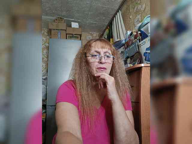 Sonya48 webcam