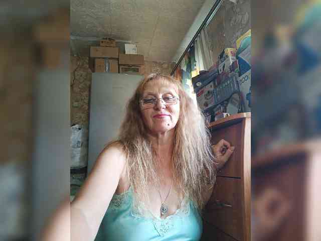Sonya48 webcam