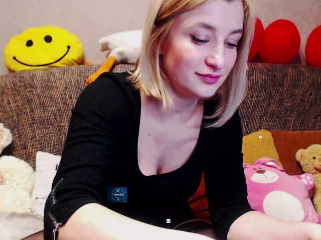 alya555's BongaCams show and profile