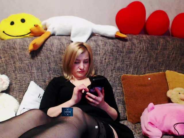 alya555's BongaCams show and profile