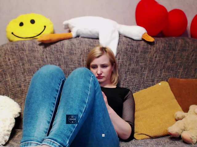 alya555's BongaCams show and profile