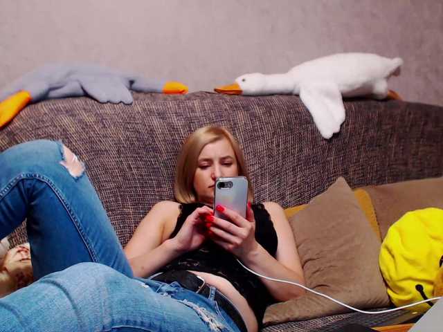 Ale4kaxx live webcam show