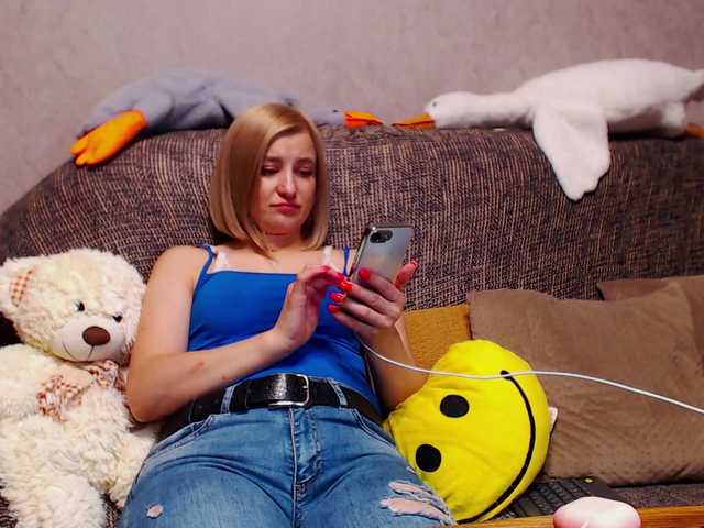 alya555 live webcam show