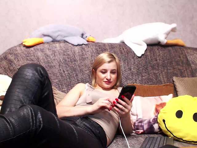 alya555 live cam on BongaCams