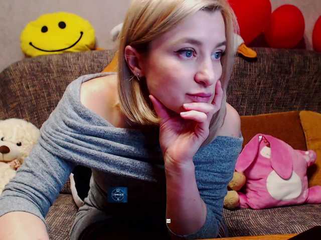 alya555's BongaCams show and profile