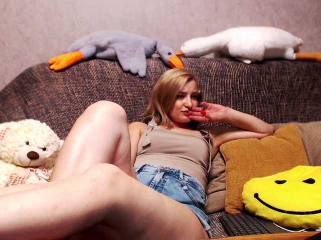 alya555 live cam on BongaCams