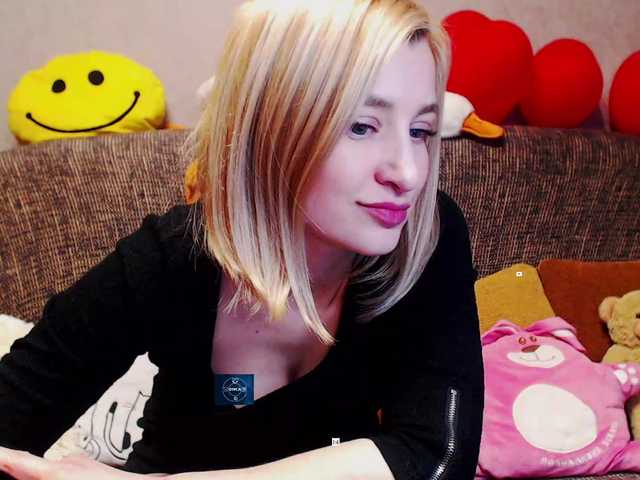 alya555's BongaCams show and profile