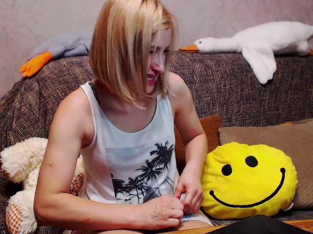 Ale4kaxx live webcam show