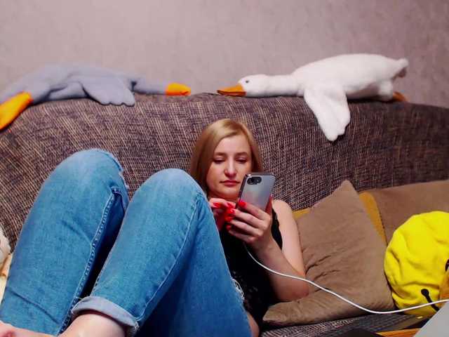 Ale4kaxx live webcam show