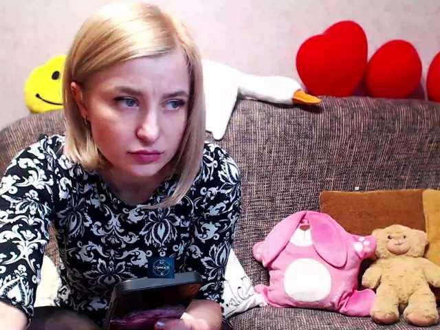 alya555's BongaCams show and profile