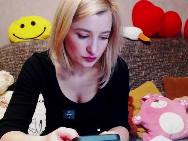 alya555's BongaCams show and profile