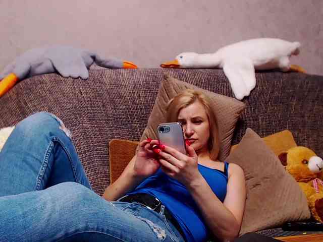 Ale4kaxx webcam