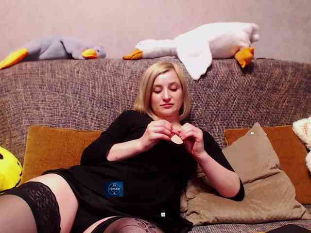 alya555 Live Webcam on BongaCams