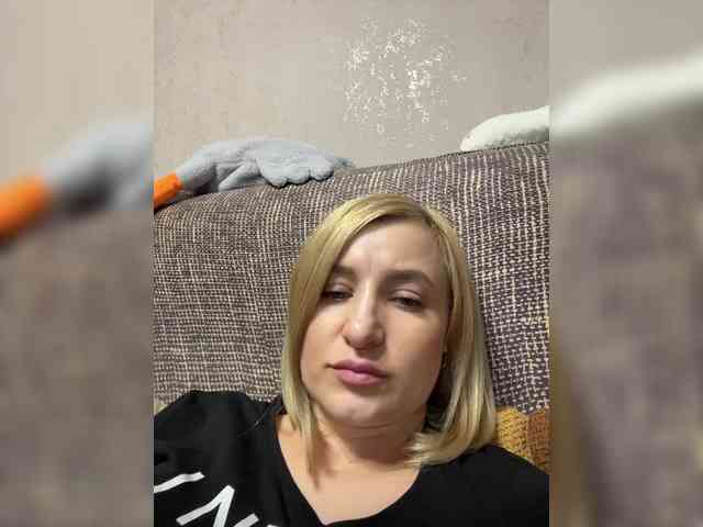 Ale4kaxx webcam