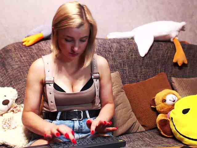 Ale4kaxx webcam
