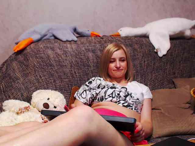 Ale4kaxx webcam
