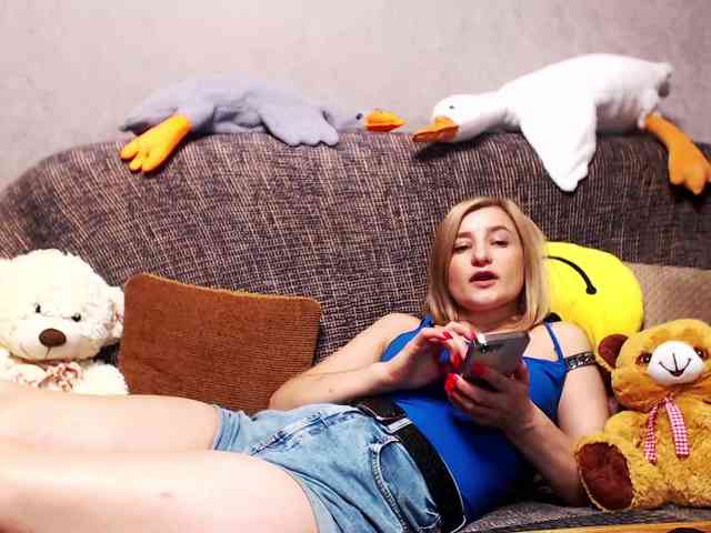 Ale4kaxx webcam