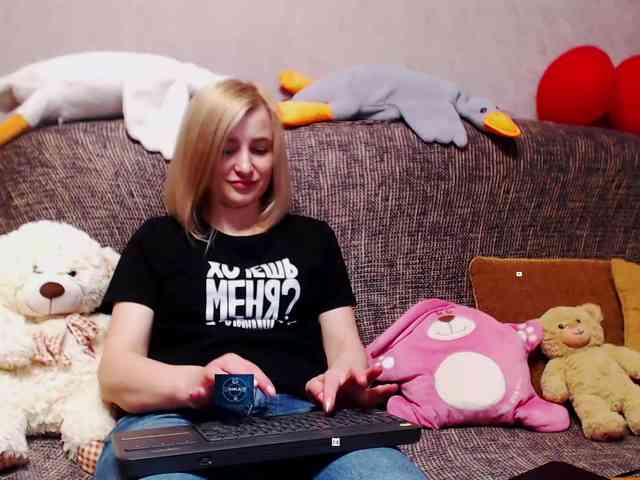 Ale4kaxx webcam