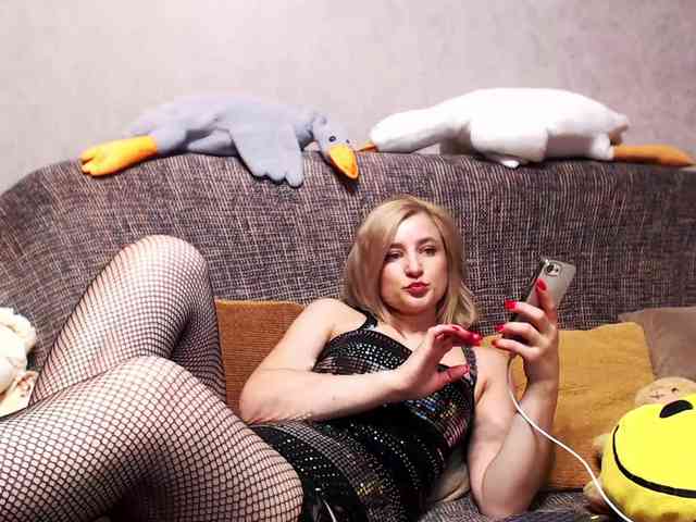 Ale4kaxx webcam
