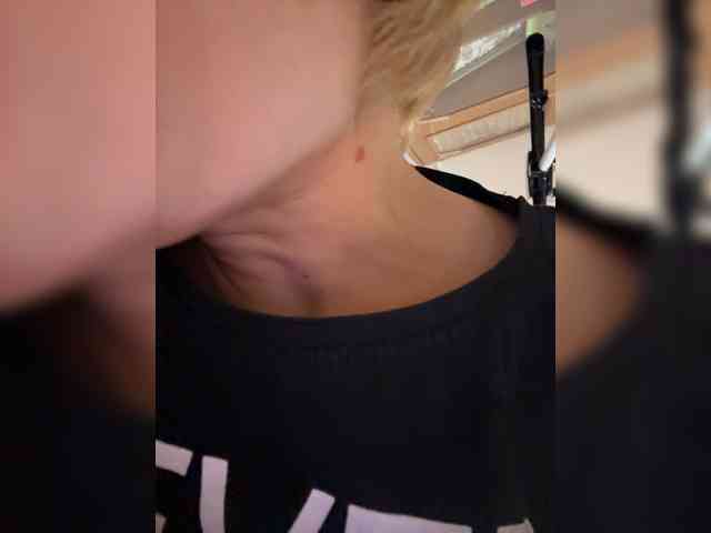 Ale4kaxx webcam