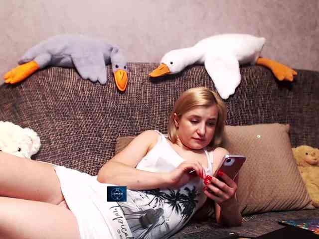 Ale4kaxx webcam