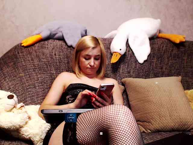 Ale4kaxx webcam