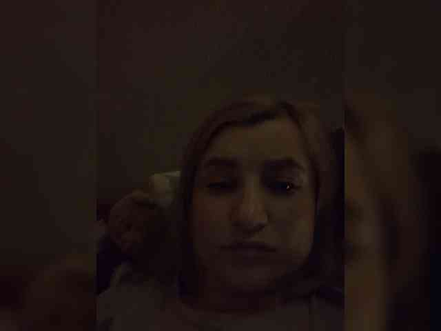 Ale4kaxx webcam