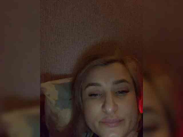 Ale4kaxx webcam