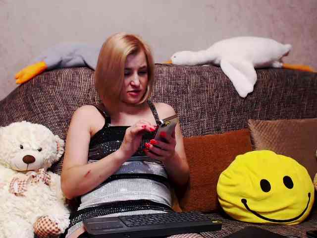 Ale4kaxx webcam
