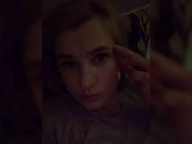 Ale4kaxx webcam