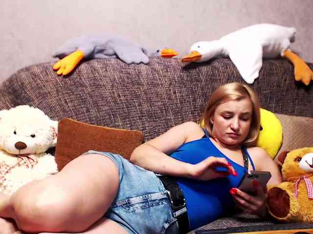Ale4kaxx webcam