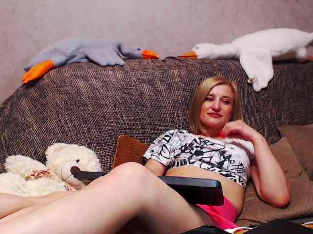 Ale4kaxx webcam