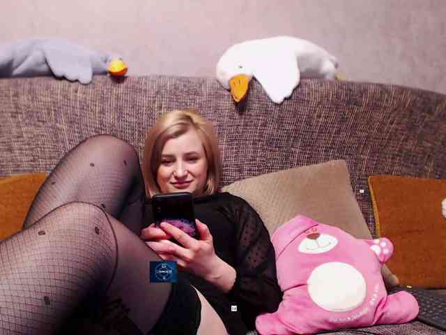 Ale4kaxx webcam