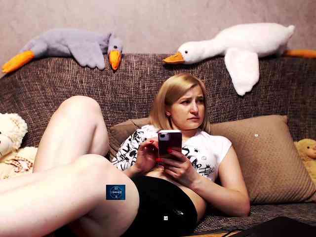 Ale4kaxx webcam