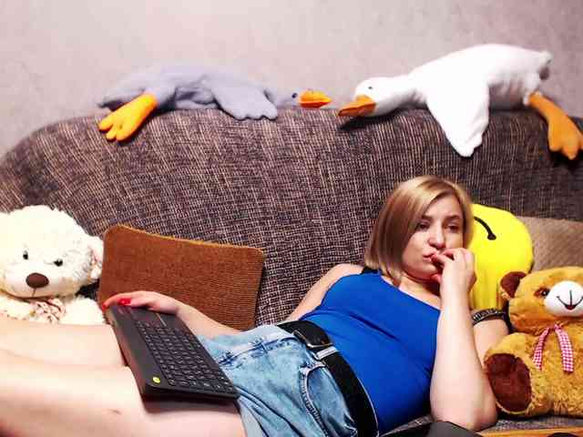 Ale4kaxx webcam