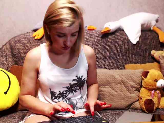 Ale4kaxx webcam