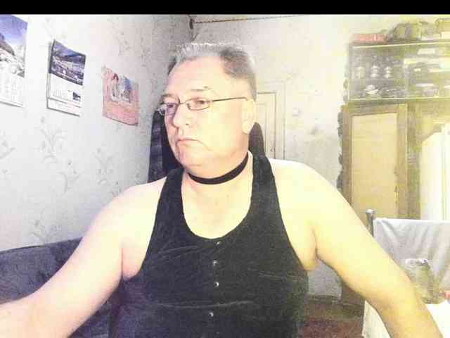 HotSlutXXX