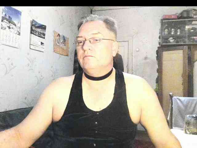 HotSlutXXX