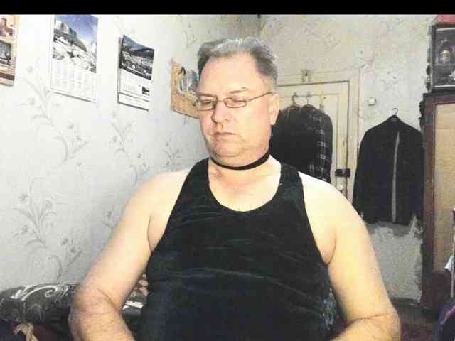 HotSlutXXX