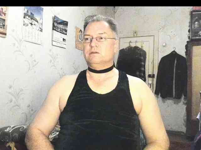 HotSlutXXX