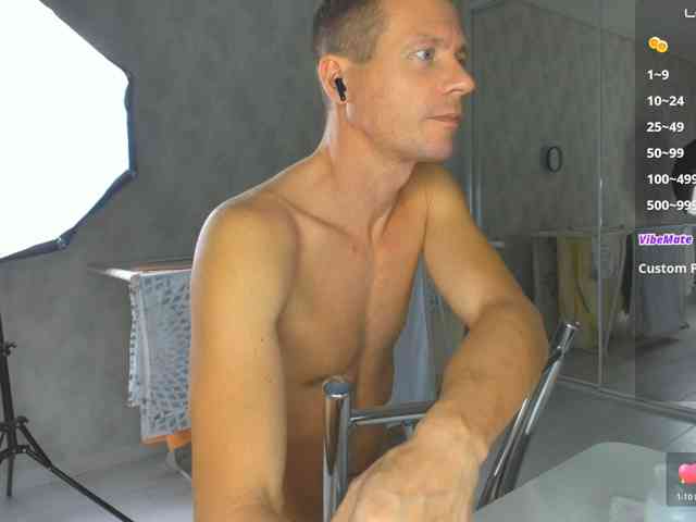 Alex_White