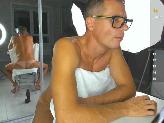 Alex_White