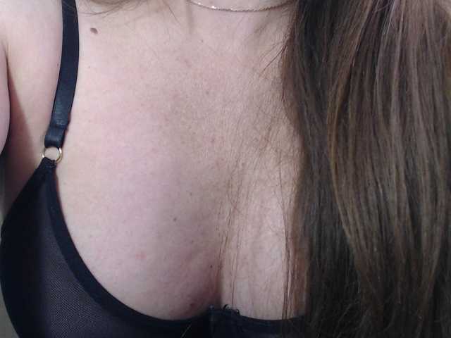 bigstarxxx live cam on BongaCams