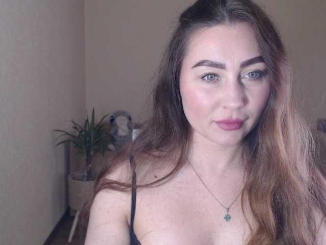 bigstarxxx's BongaCams show and profile